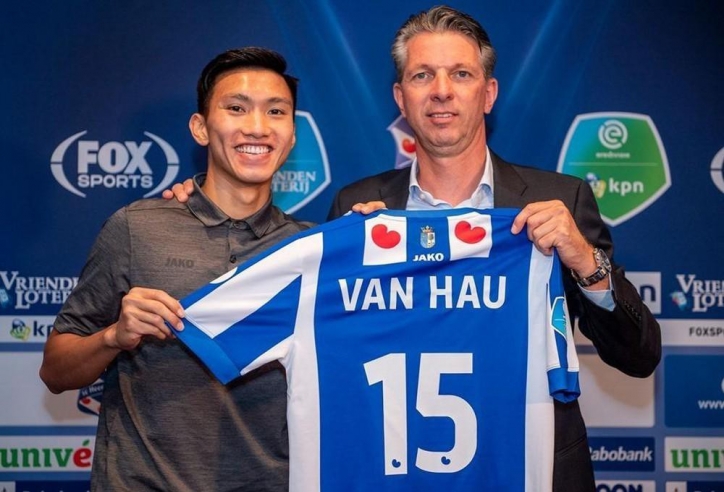 Sếp Heerenveen bất ngờ mở ra cơ hội ở lại cho Văn Hậu
