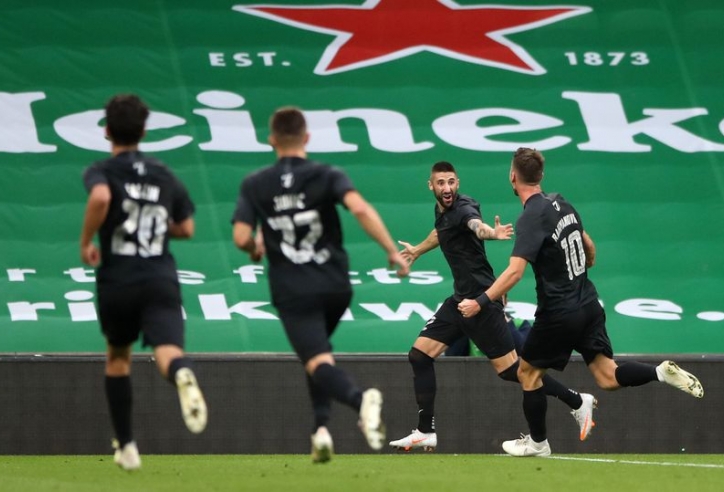 Đội bóng của ông chủ người Việt gây bất ngờ tại Champions League