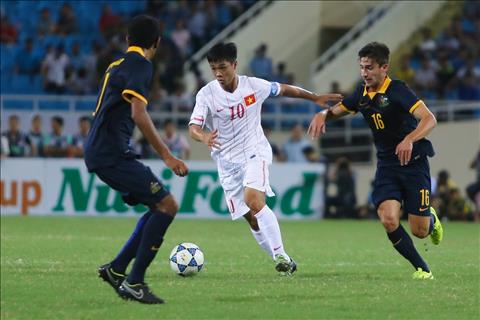 VIDEO: Công Phượng solo ghi bàn như Messi trước 'rừng' cầu thủ Australia