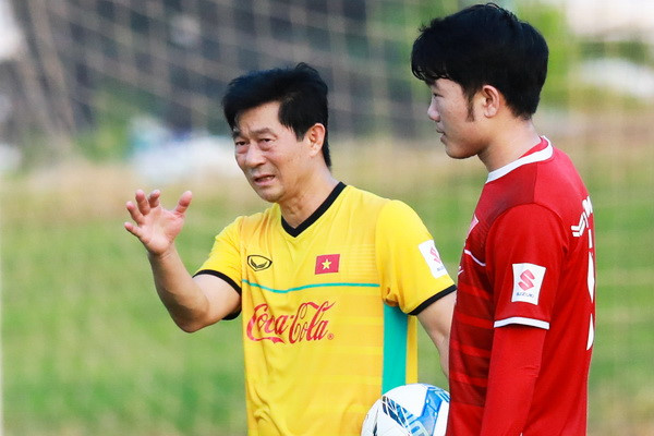 Người hùng U23 châu Á 2018 trở lại Việt Nam làm việc?