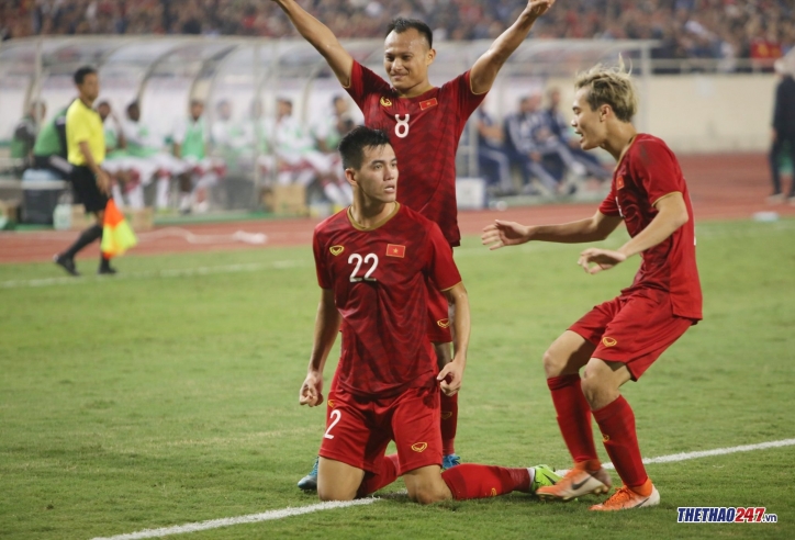 Trực tiếp ĐT Việt Nam vs U22 Việt Nam: Huynh đệ tương tàn