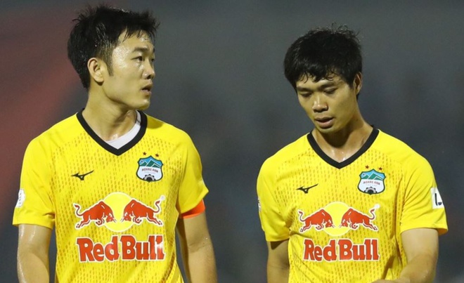 Bảng xếp hạng V-League 2021 vòng 4: HAGL lỡ ngôi đầu bảng