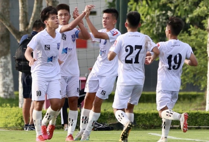 HLV Graechen mang lối chơi của lứa Tuấn Anh, Công Phượng tới giải U19 QG