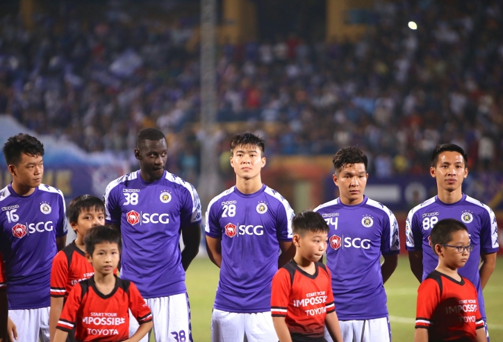Duy Mạnh tự tin vượt qua April 25 để đá chung kết AFC