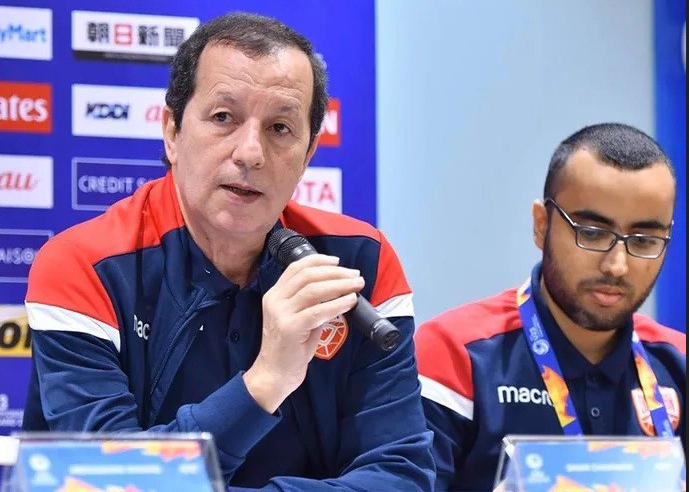 HLV U23 Bahrain cảm thấy may mắn khi được gặp U23 Thái Lan