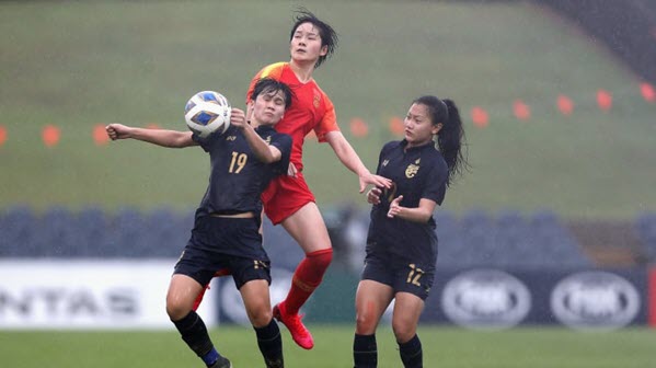 Tuyển nữ Thái Lan mất vé dự Olympic sau trận thua thảm Trung Quốc