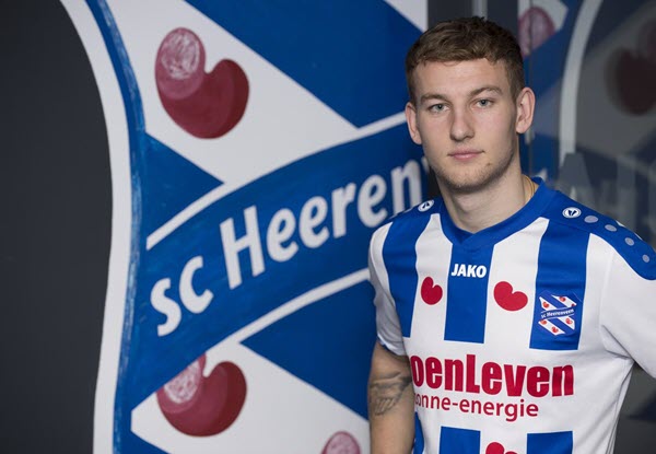 Thêm một đồng đội của Văn Hậu tại Heerenveen vào diện thanh lý