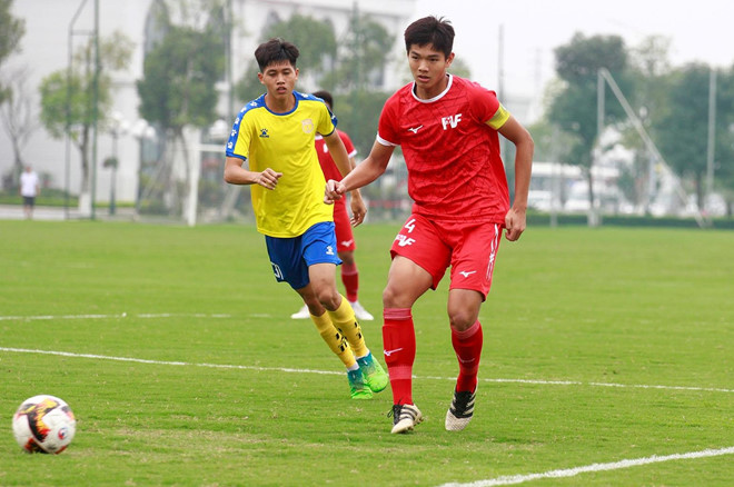 HLV Park Hang Seo dự khán, U19 PVF hủy diệt đối thủ