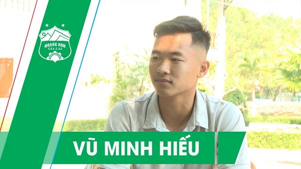 VIDEO: Kỹ năng dứt điểm thượng thừa của tài năng trẻ triển vọng nhất HAGL