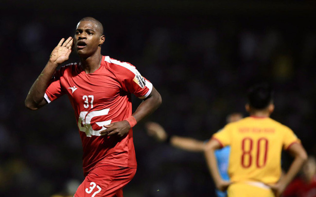 Đồng hương của Ronaldinho chiếm ưu thế tại V-League 2020