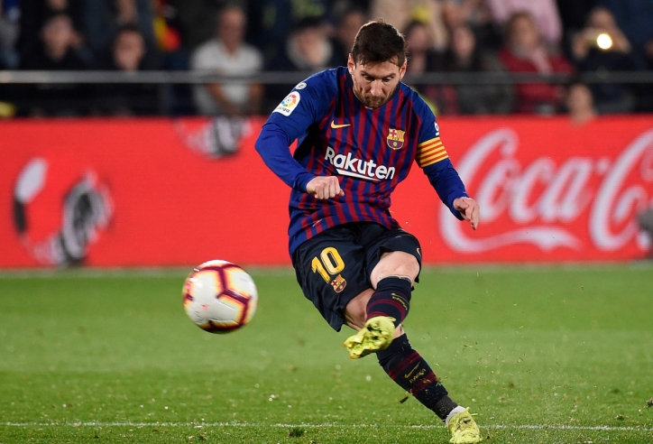 Cầu thủ đá phạt hay nhất mọi thời đại: Messi vượt xa Beckham, Juninho