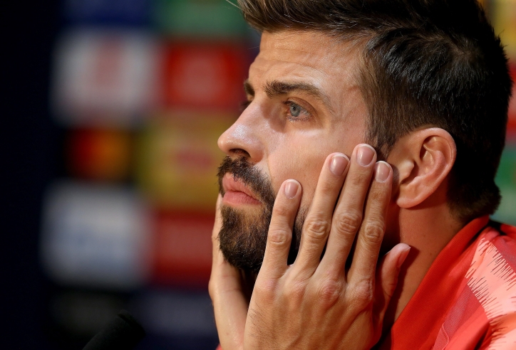 Pique lo sợ Barca bị MU lội ngược dòng