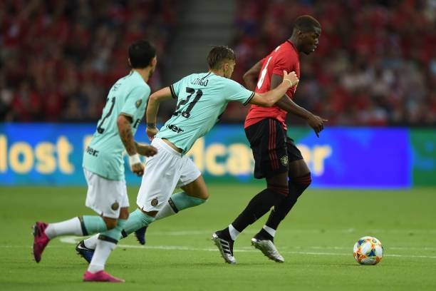 VIDEO: Pogba biến hàng thủ Inter thành những gã hề như thế nào?