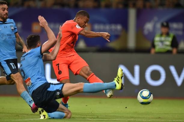 Mbappe lập công, PSG thắng dễ Sydney FC trên đất Trung Quốc