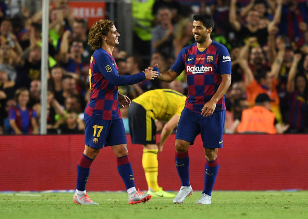 Suarez lập siêu phẩm, Barca lội ngược dòng trước Arsenal