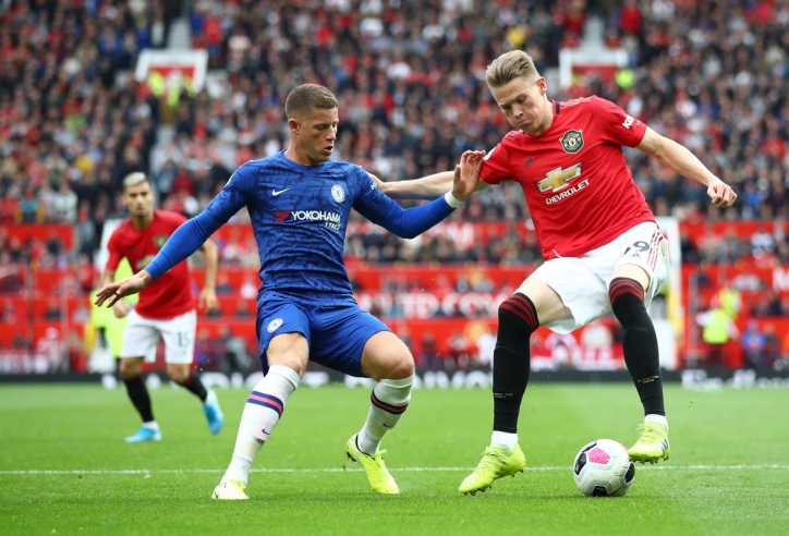 MU dùng đội hình nào đấu Chelsea ở Cúp Liên đoàn?