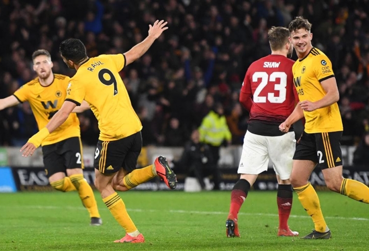Chuyển nhượng 5/1: MU chi đậm mua tiền đạo chủ lực của Wolves
