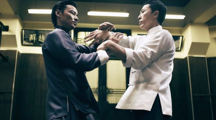 VIDEO: Màn tỉ thí độc nhất vô nhị giữa Vịnh Xuân Quyền và Karate