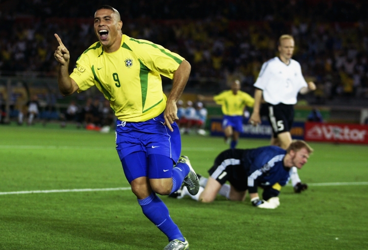 'Ronaldo béo' dẫn đầu top chuyển nhượng đắt giá nhất mọi thời đại