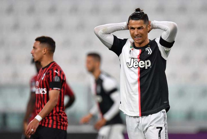 Ronaldo san bằng 'thành tích' sút hỏng penalty của Messi