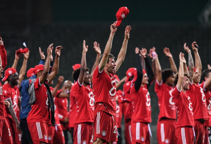 Bayern Munich lần thứ 8 liên tiếp vô địch Bundesliga