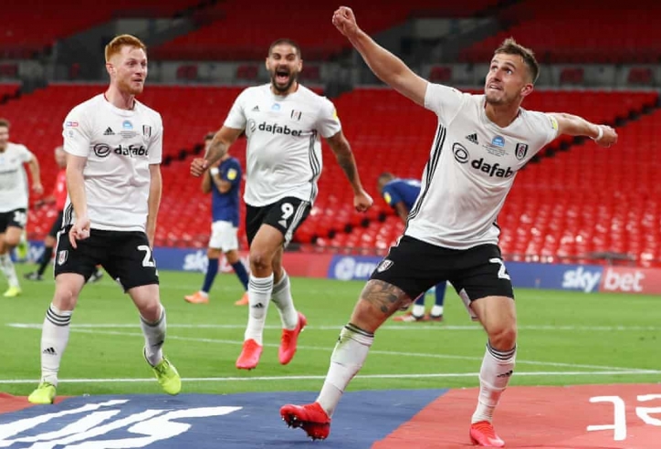 Fulham trở lại Ngoại hạng Anh sau 120 phút nghẹt thở