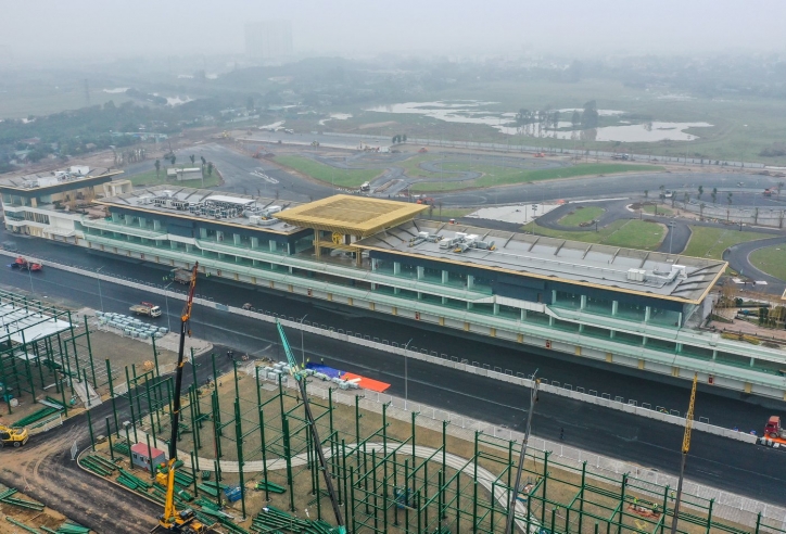 Việt Nam không đăng cai F1 mùa giải 2021