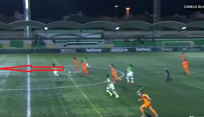 VIDEO: Sao nữ Argentina chạy hơn 50m tái hiện bàn thắng thế kỷ của Messi