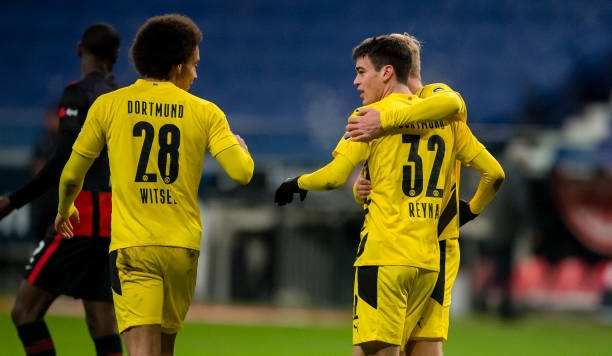 Sancho vô duyên, Dortmund tiếp tục không thắng ở Bundesliga