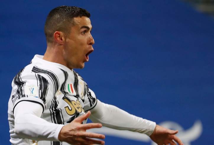 Ronaldo chưa phải cầu thủ ghi bàn nhiều nhất mọi thời đại?