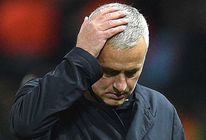 Mourinho dẫn đầu khả năng bị sa thải ở Ngoại hạng Anh