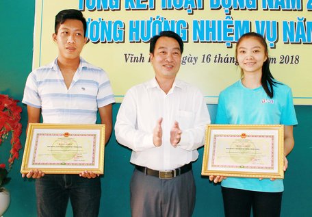Bỏ qua nhiều lời mời, Ngọc Diễm vẫn gắn bó với Vĩnh Long
