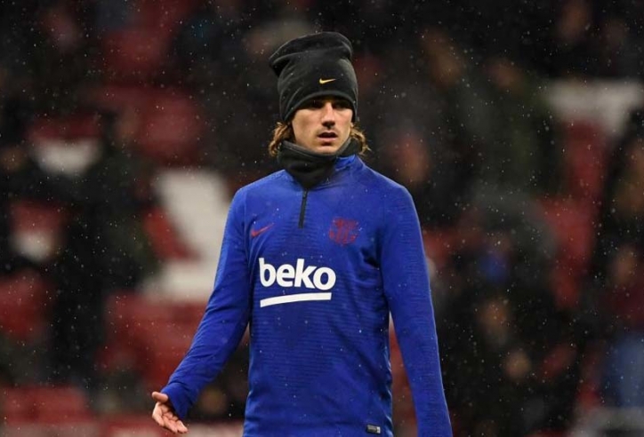 CĐV Atletico chế nhạo Griezmann: 'Quên mất cách làm đàn ông'