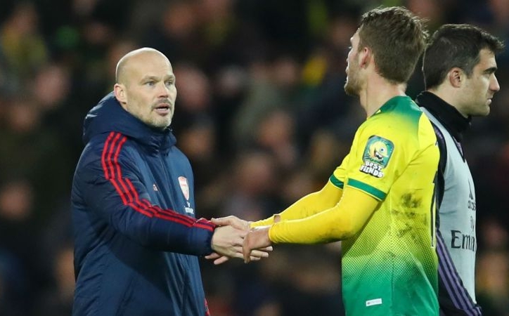 Huyền thoại Arsenal tin tưởng Pháo thủ sẽ lọt top 4