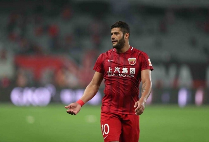 Đội bóng cạn tiền, Hulk phải 'khăn gói' rời Trung Quốc