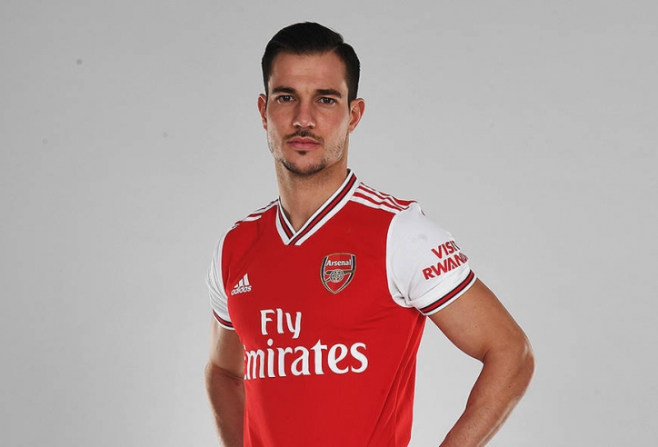 CHÍNH THỨC: Arsenal chiêu mộ thành công nhà vô địch EURO 2016