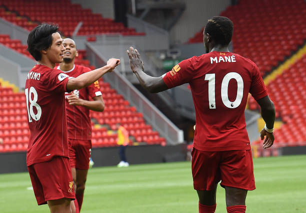 Minamino rực sáng, Liverpool hủy diệt đối thủ 6-0