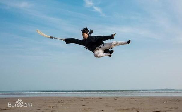 Cao thủ khinh công Võ Đang tiếp tục gây chấn động với tuyệt chiêu mới