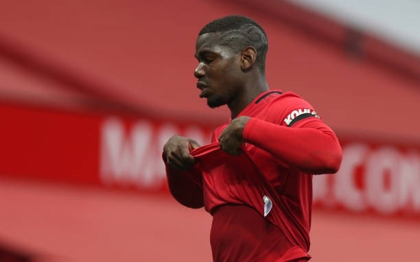 Pogba phá vỡ im lặng sau khi trở thành tội đồ của MU