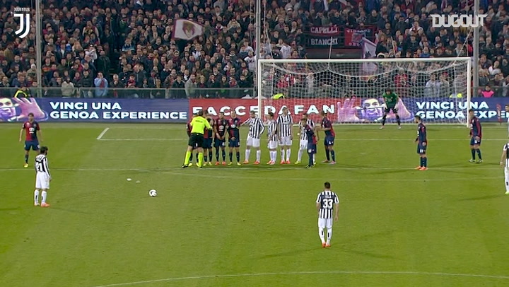 VIDEO: Thầy Ronaldo trổ tài đá phạt khiến Pogba kiêng nể