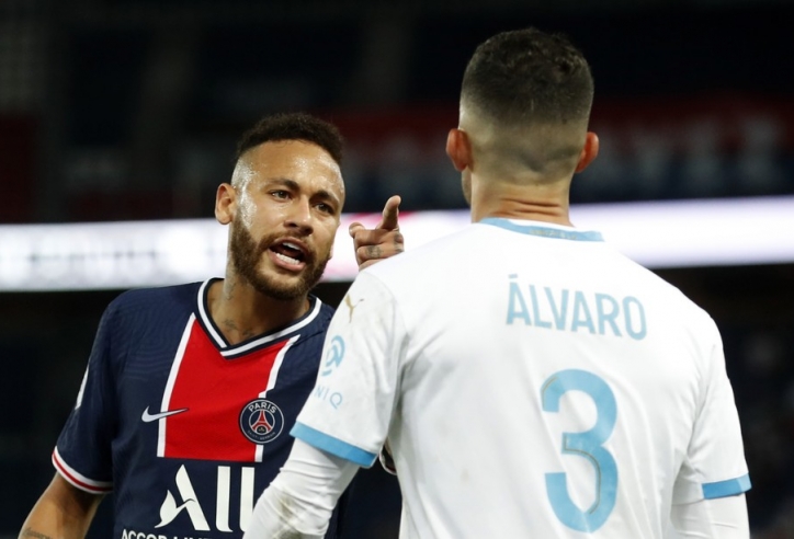 Neymar tiếc không đấm thẳng vào mặt đối thủ