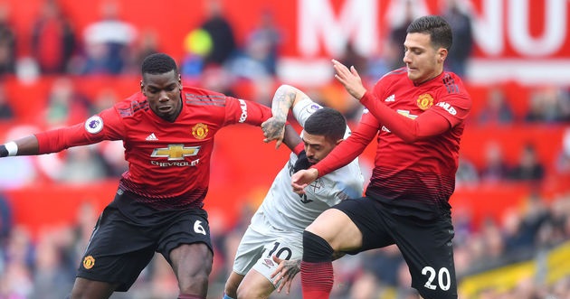 MU dùng trò cưng Mourinho đổi hậu vệ ghi 29 bàn