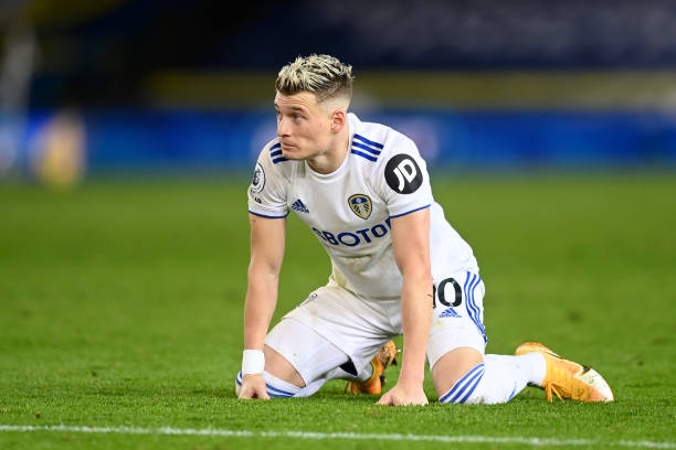 Thần may mắn giúp Arsenal thoát thua Leeds