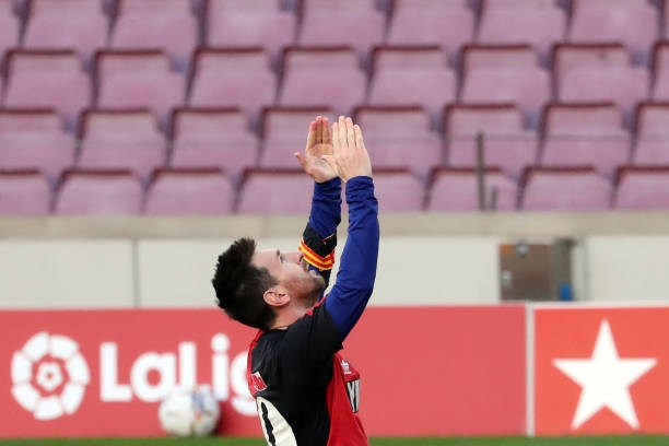Messi đứng trước cơ hội phá vỡ kỉ lục lịch sử của Pele