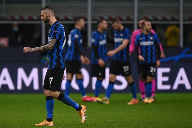 Phung phí cơ hội, Inter cay đắng rời Champions League