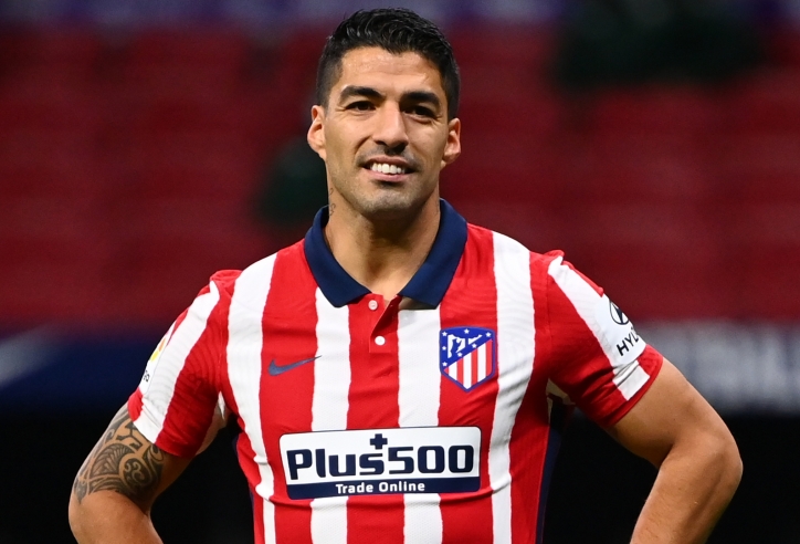 Suarez: 'Barca chê tôi già và không thể chơi bóng'