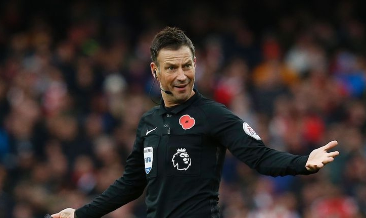 Clattenburg: 'Thật kỳ lạ khi MU không được hưởng penalty'
