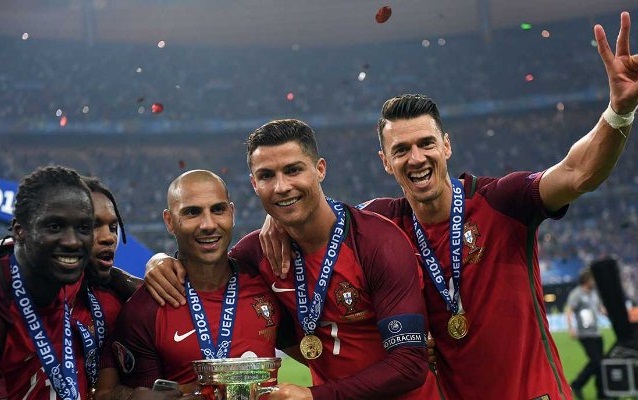 Mục tiêu ưa thích của Mourinho CHÍNH THỨC gia nhập West Ham