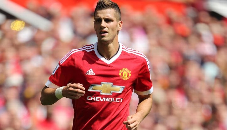 Mourinho đã tìm được người thay thế Schneiderlin
