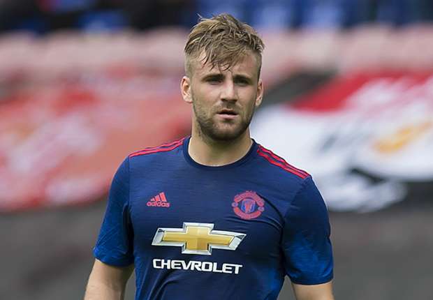 HLV Mourinho chốt xong tương lai Luke Shaw